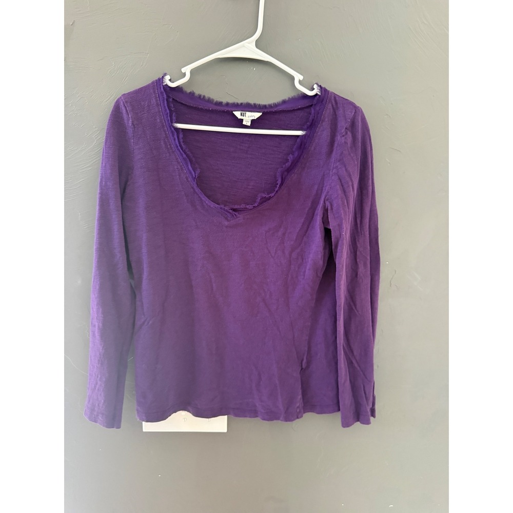 KUT from the Kloth Whimsigoth Vamp Purple Long Sleeve Scoop Neck Frayed Top‎ L